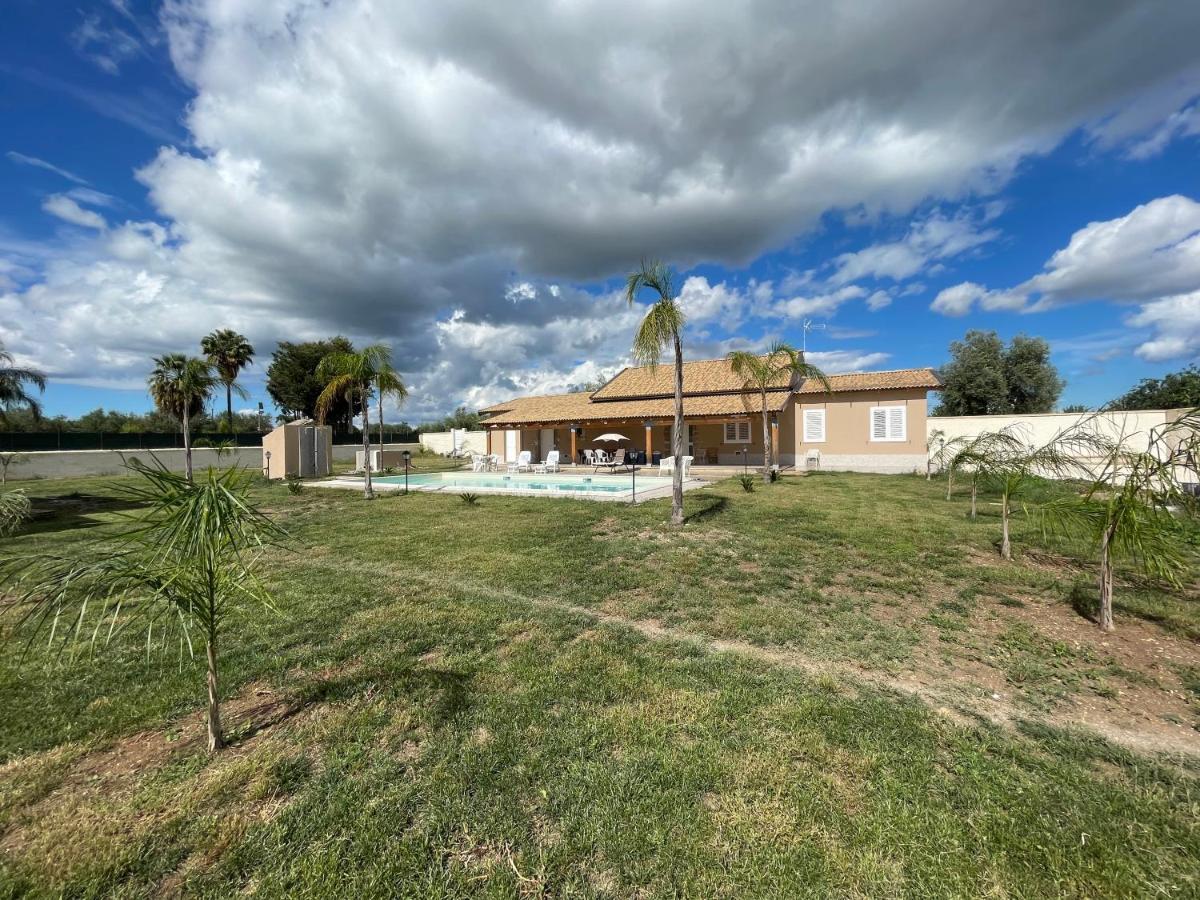 פלורידיה Villa Nunzia Con Piscina, Sauna E Idromassaggio. מראה חיצוני תמונה