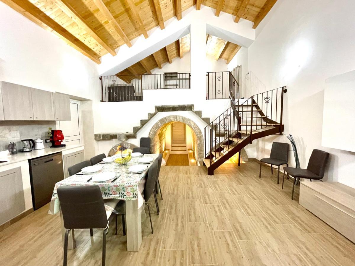 פלורידיה Villa Nunzia Con Piscina, Sauna E Idromassaggio. מראה חיצוני תמונה