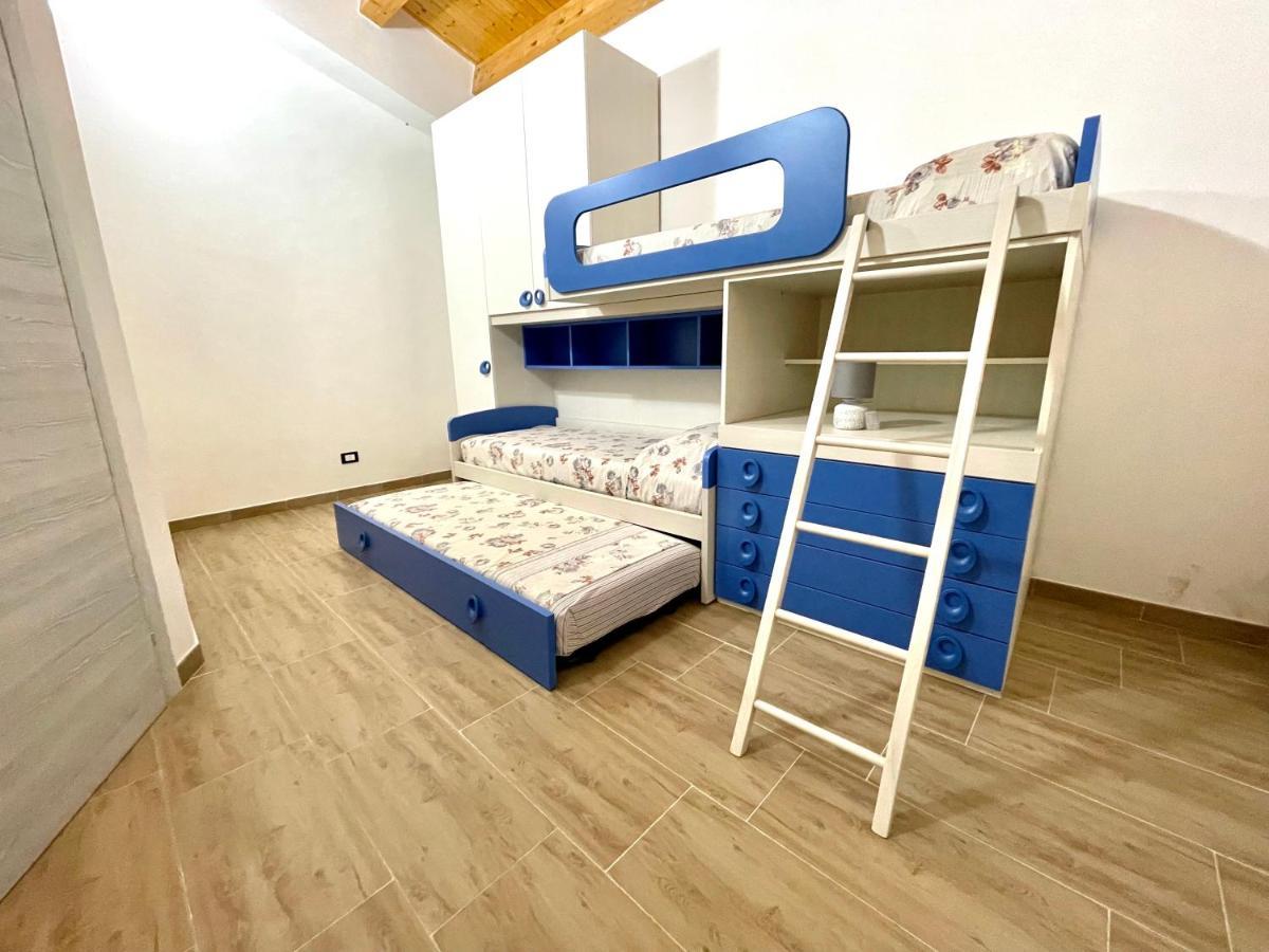 פלורידיה Villa Nunzia Con Piscina, Sauna E Idromassaggio. מראה חיצוני תמונה