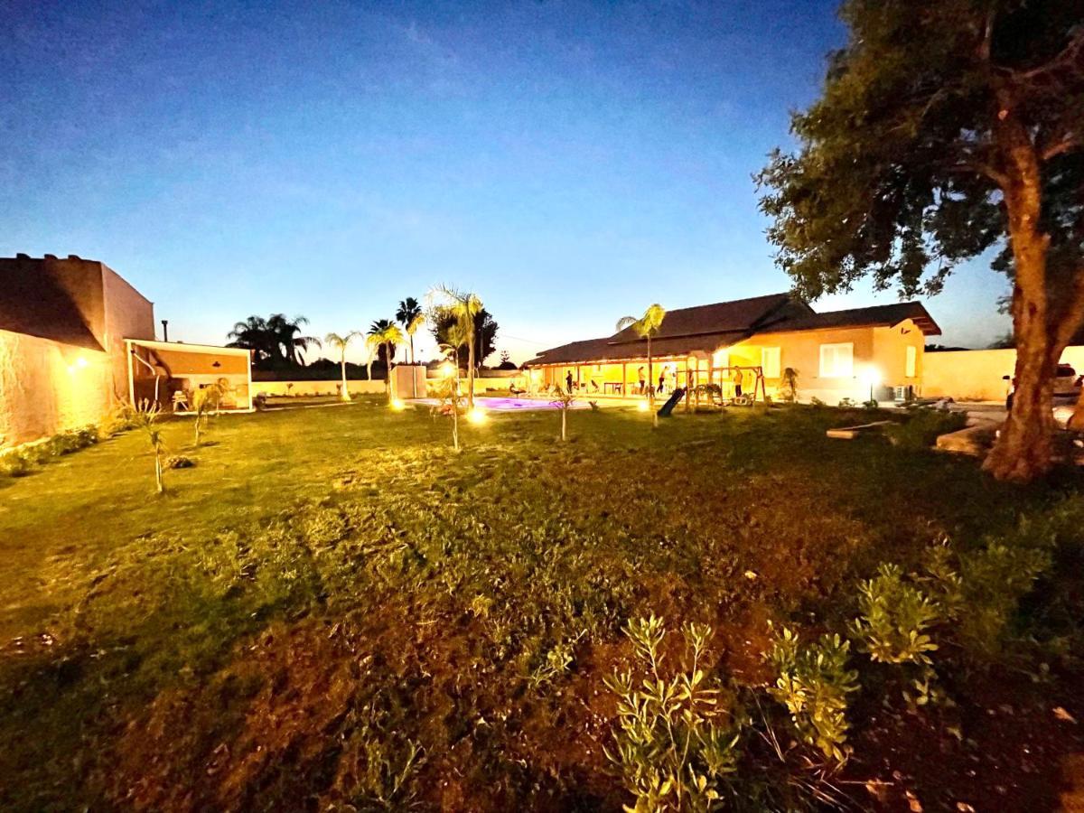 פלורידיה Villa Nunzia Con Piscina, Sauna E Idromassaggio. מראה חיצוני תמונה