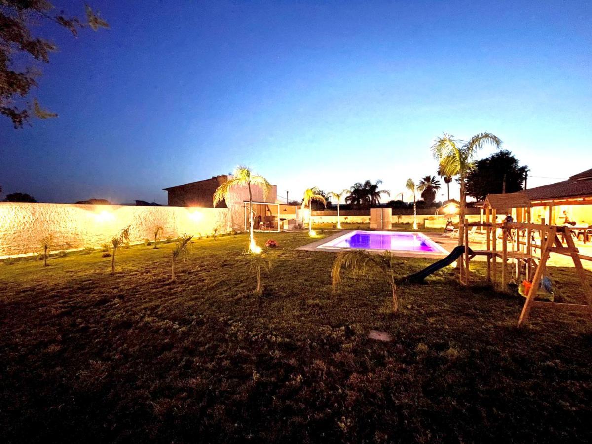 פלורידיה Villa Nunzia Con Piscina, Sauna E Idromassaggio. מראה חיצוני תמונה
